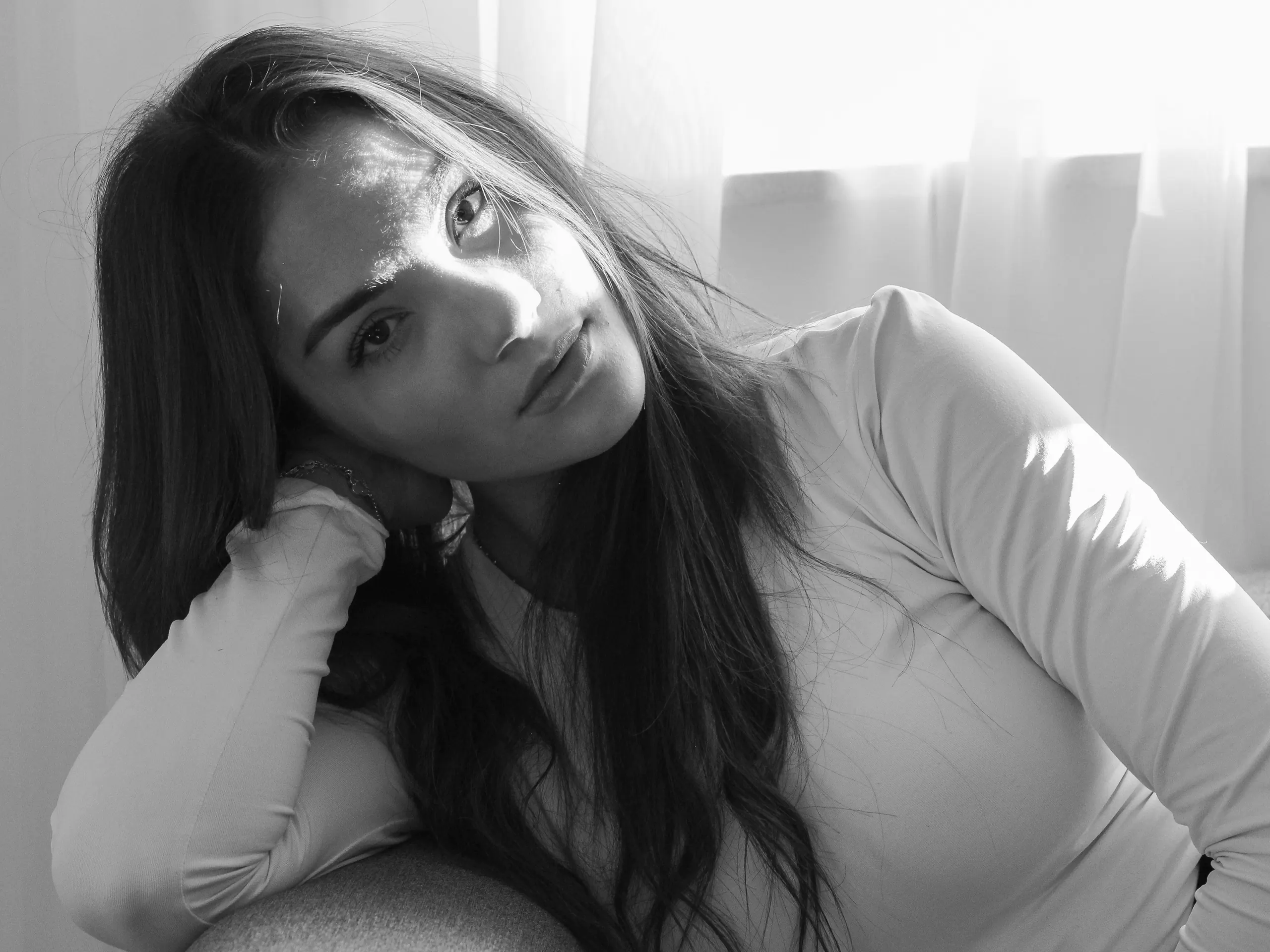 Sara - Image 4